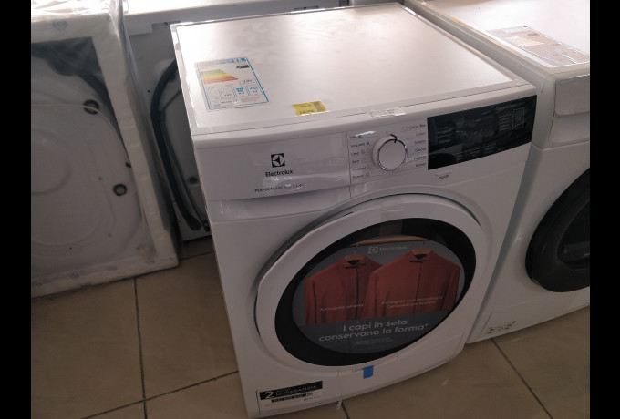 Electrolux PerfectCare 900 Asciugatrice 9 Kg EW9HY393 photo1